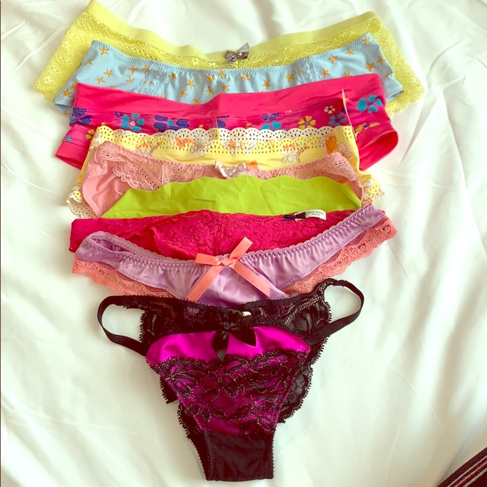 Bundle of 8 new undies.